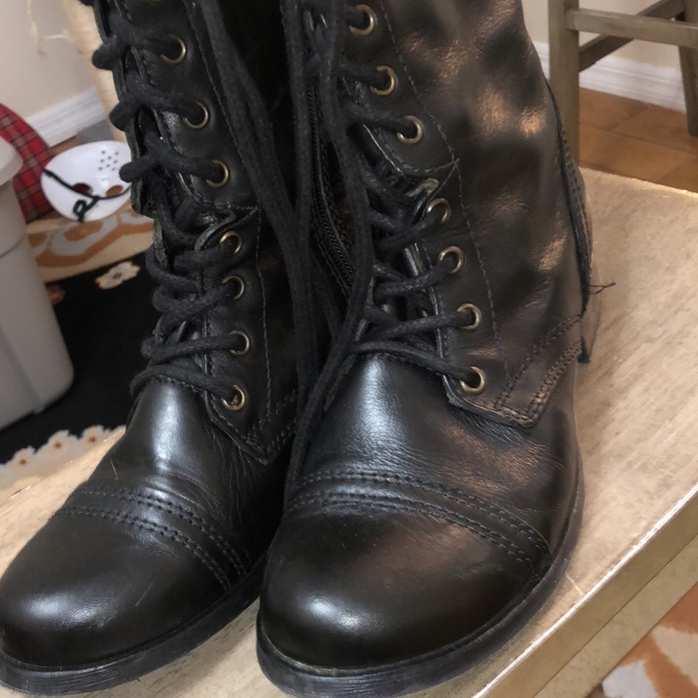 Steve Madden size 8 women’s combat boots! Great!
